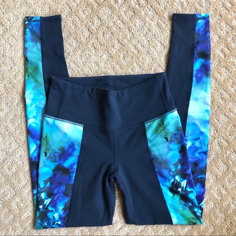 Athleta Navy Bloom Chaturanga Leggings